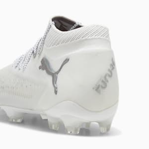 Chaussures de soccer à crampons pour terrain ferme FUTURE 8 ULTIMATE Homme, PUMA White-Matte Silver, extralarge